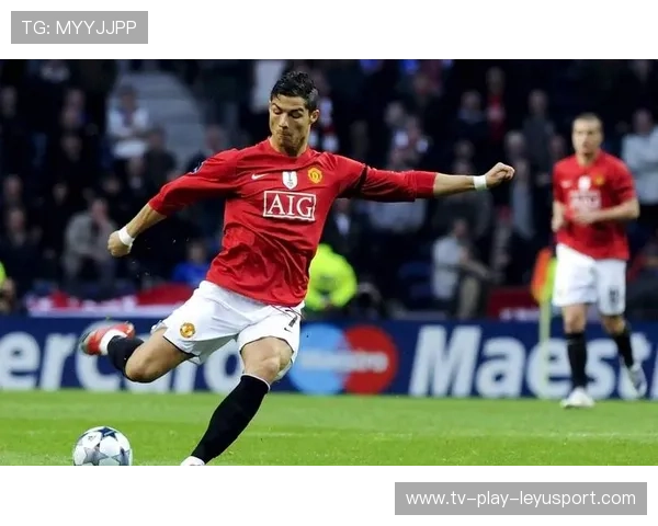 曼联巧谋未来:围绕C罗式的商业价值与进球能力打造双赢引援策略 曼联巧谋未来:围绕C罗式的商业价值与进球能力打造双赢引援策略