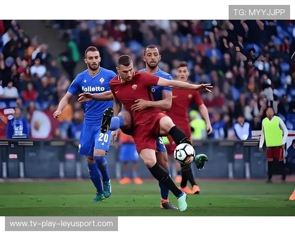 意甲球队中前场小组配合成为破密防关键，意甲 前锋